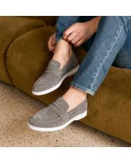 Mocassin college homme en nubuck gris
