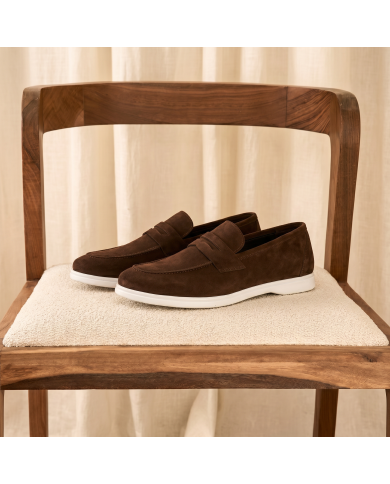Mocassin college homme en nubuck marron