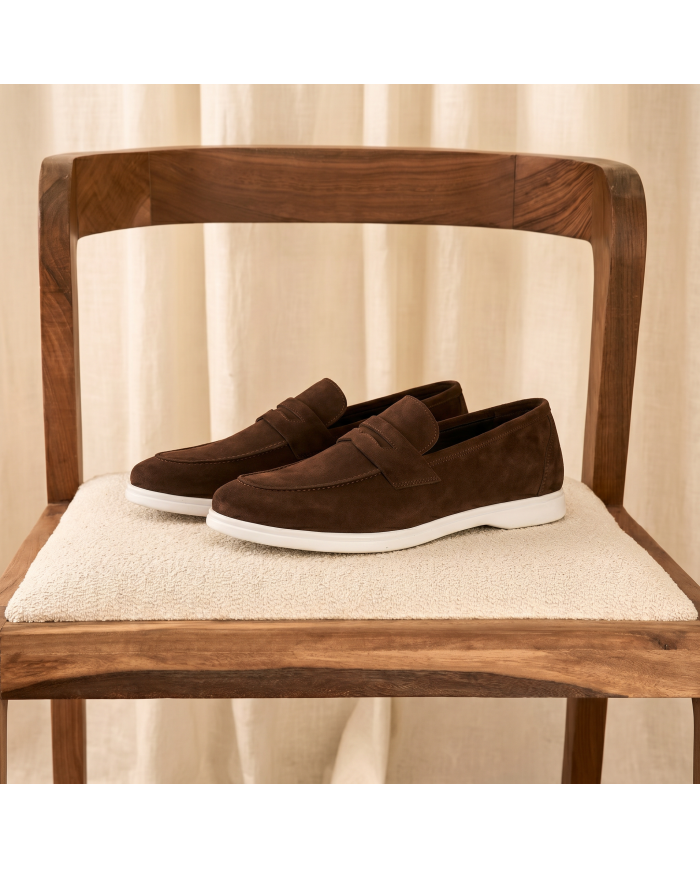 Mocassin college homme en nubuck marron