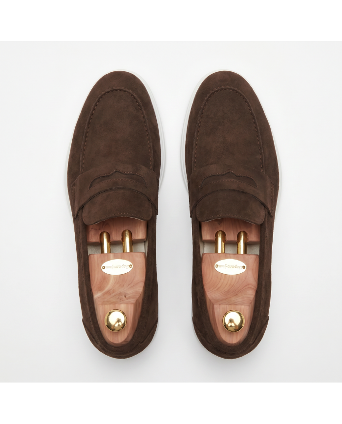 Mocassin college homme en nubuck marron