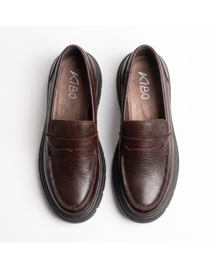 Mocassin en cuir à semelle Crantée en marron