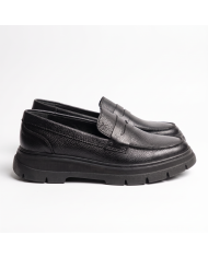 Mocassin en cuir à semelle Crantée en noir
