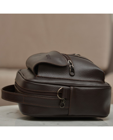 Sac de voyage avec bandoulière Marron foncé grainé izem Sac de voyage avec bandoulière Marron foncé grainé izem