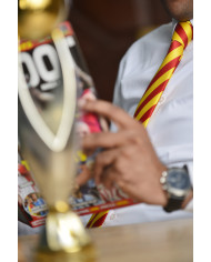 Cravate.tn | Cravate avec rayure rouge et jaune Cravate.tn | Cravate avec rayure rouge et jaune