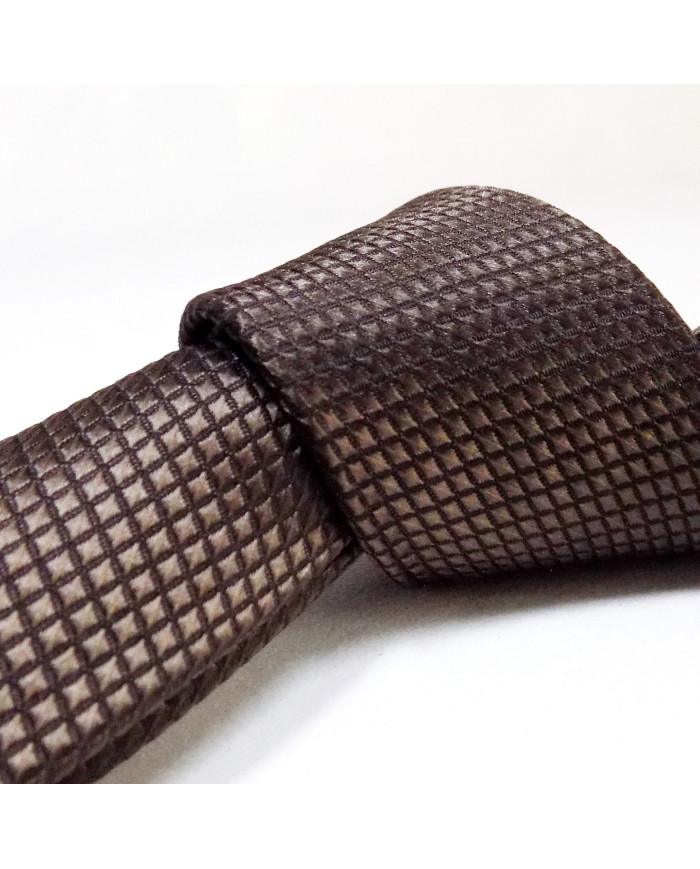 Cravate.tn | Cravate Marron foncé à petit carreaux