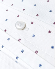 Chemise col boutonné Blanche avec des petits carreaux imprimés