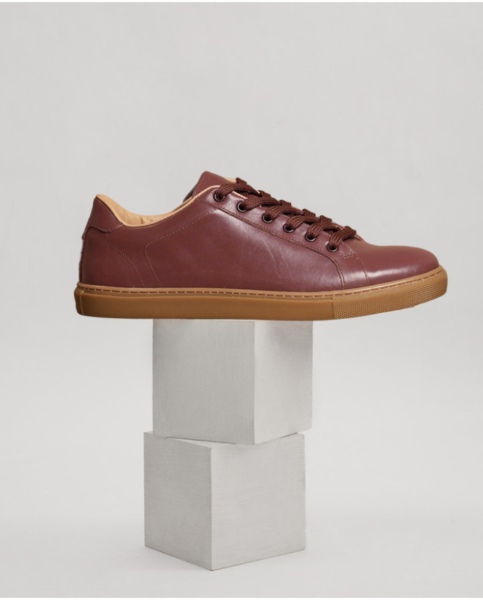 Sneakers Cuir Burgundy avec semelle en miel - Izem Sneakers Cuir Burgundy avec semelle en miel - Izem