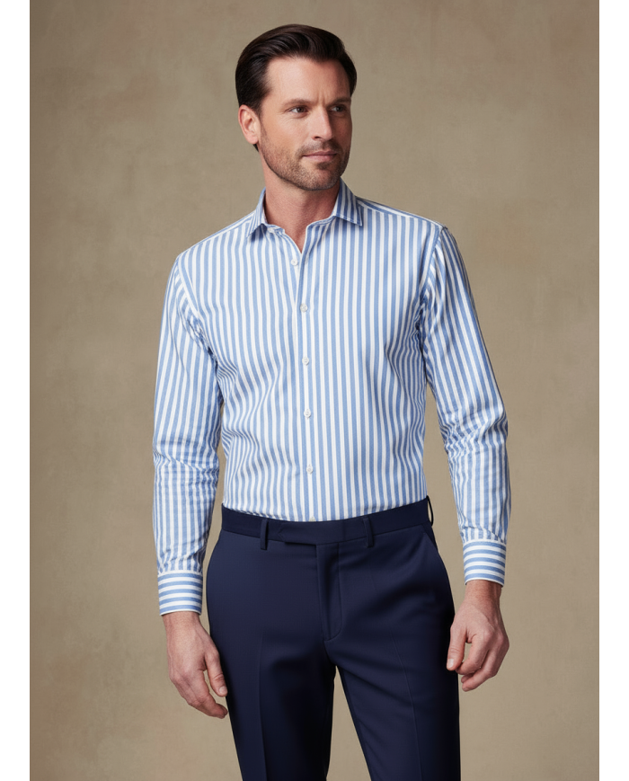 Chemise col ouvert Blanche avec rayure bleu ciel (100% coton)