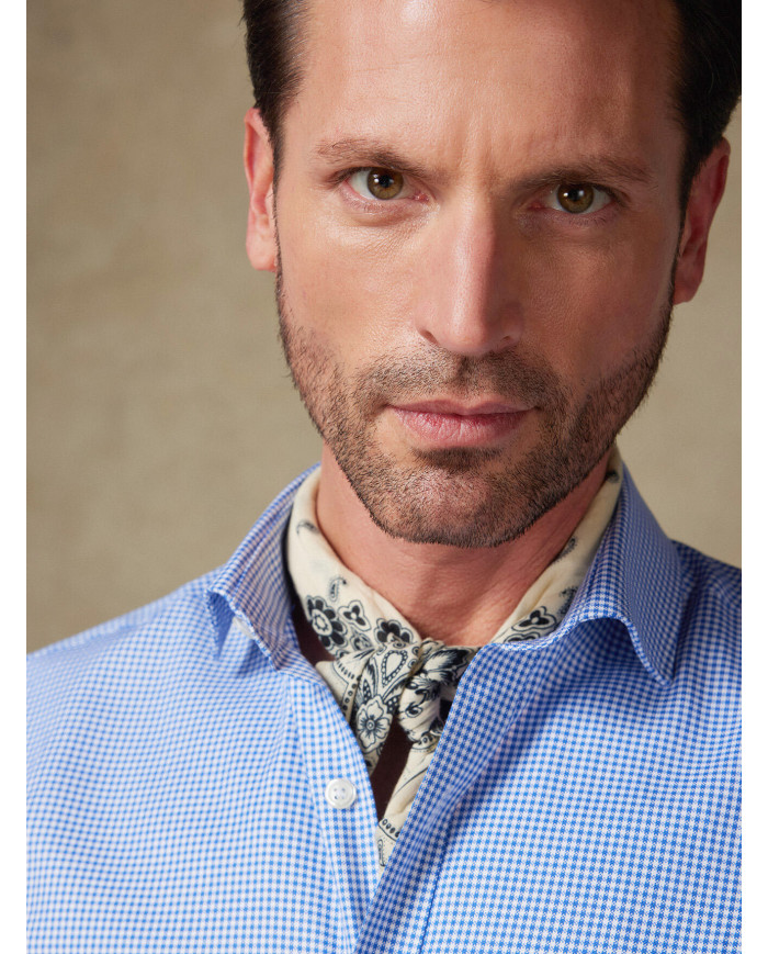 Chemise col ouvert vichy en bleu ciel 100% coton Chemise col ouvert vichy en bleu ciel 100% coton
