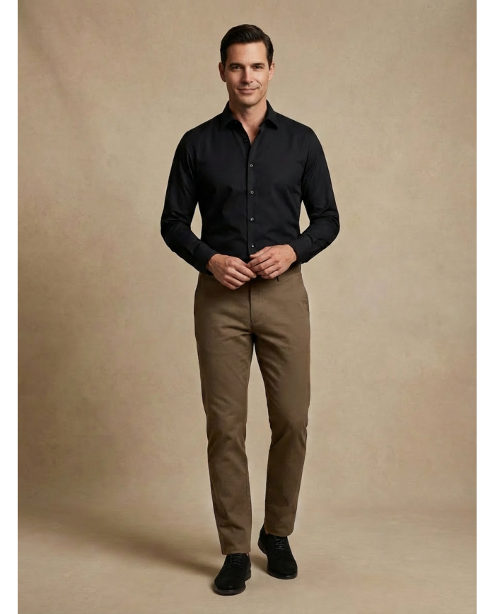 Pantalon Maco marron foncé uni texturé